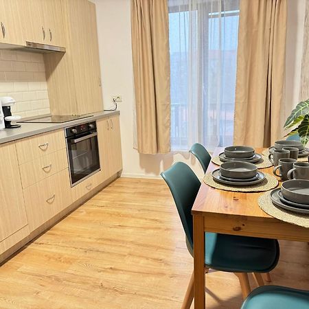 Glam Apartments Lipatti Near Iulius Mall And City Center Timişoara Eksteriør billede