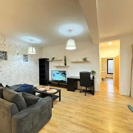 Glam Apartments Lipatti Near Iulius Mall And City Center Timişoara Eksteriør billede