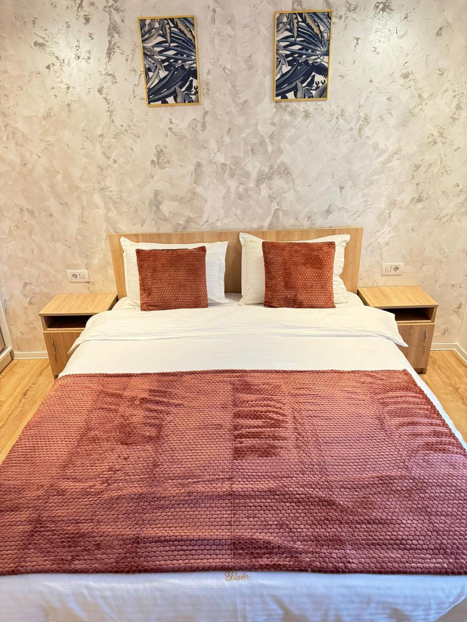 Glam Apartments Lipatti Near Iulius Mall And City Center Timişoara Eksteriør billede